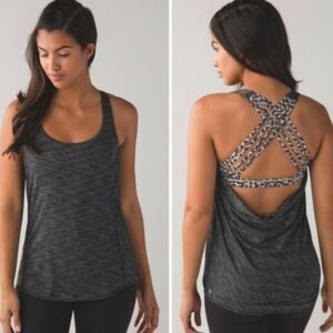 Lululemon Free to be Wild Tank Size 4 Womens Workout Gym Casual Hot Weather Cool